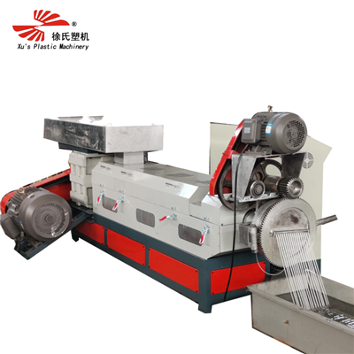 Einþrepa plastkornavél